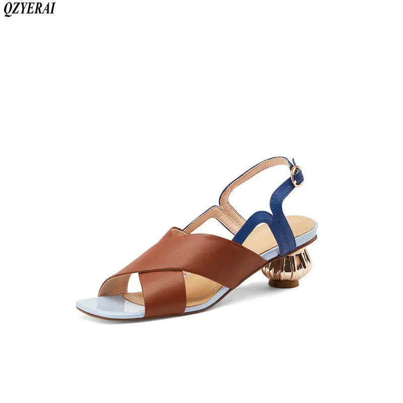 2020 new arrival summer shallow women sandals fashion genuine leather shoes woman med heels pointed toe party shoes
2020 new arrival summer shallow women sandals fashion genuine leather shoes woman med heels pointed toe party shoes