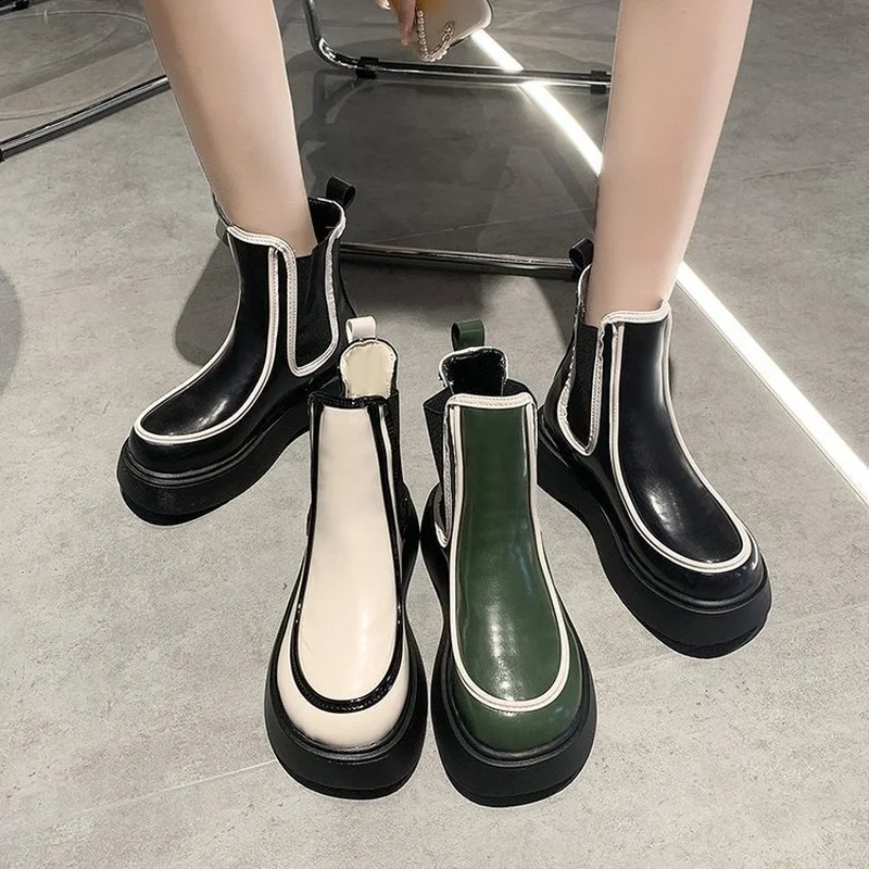 Women's 2021 new autumn and winter thick-soled sponge cake color matching white side short boots motorcycle Martin boots
Women's 2021 new autumn and winter thick-soled sponge cake color matching white side short boots motorcycle Martin boots