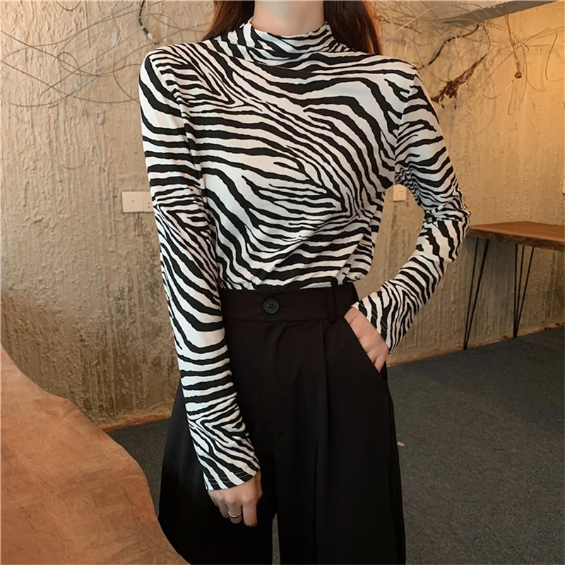 2021 New T-Shirts Spring Autumn Zebra Printed Fashion Half Turtleneck High Street Fashion Korean Style Chic Female Ladies
2021 New T-Shirts Spring Autumn Zebra Printed Fashion Half Turtleneck High Street Fashion Korean Style Chic Female Ladies