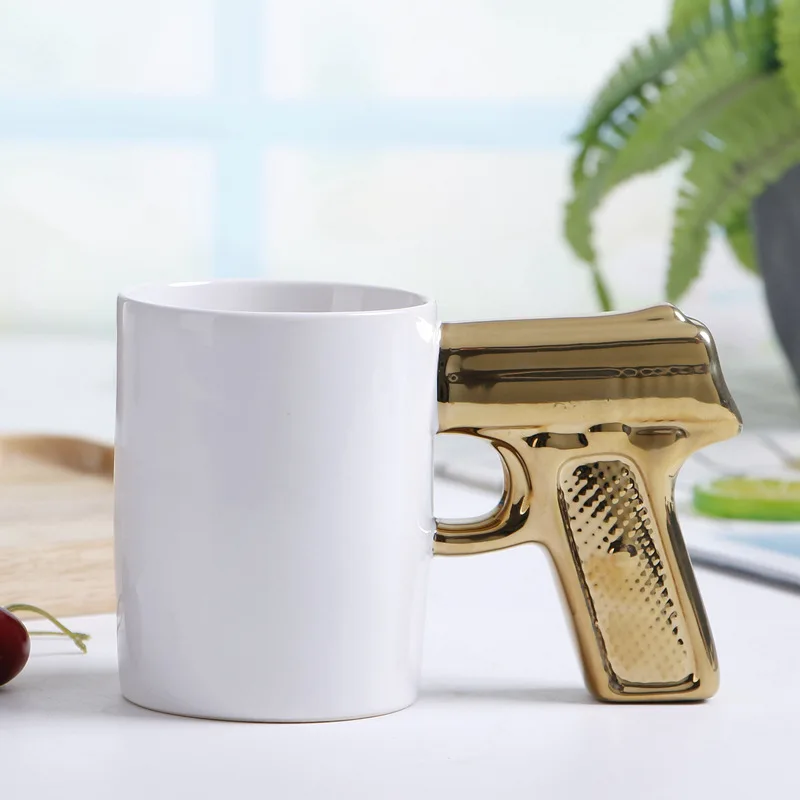 Ceramic cup office Cup creative gold and silver pistol cup gun handle Mug personality water cup coffee cup funny water cup
Ceramic cup office Cup creative gold and silver pistol cup gun handle Mug personality water cup coffee cup funny water cup