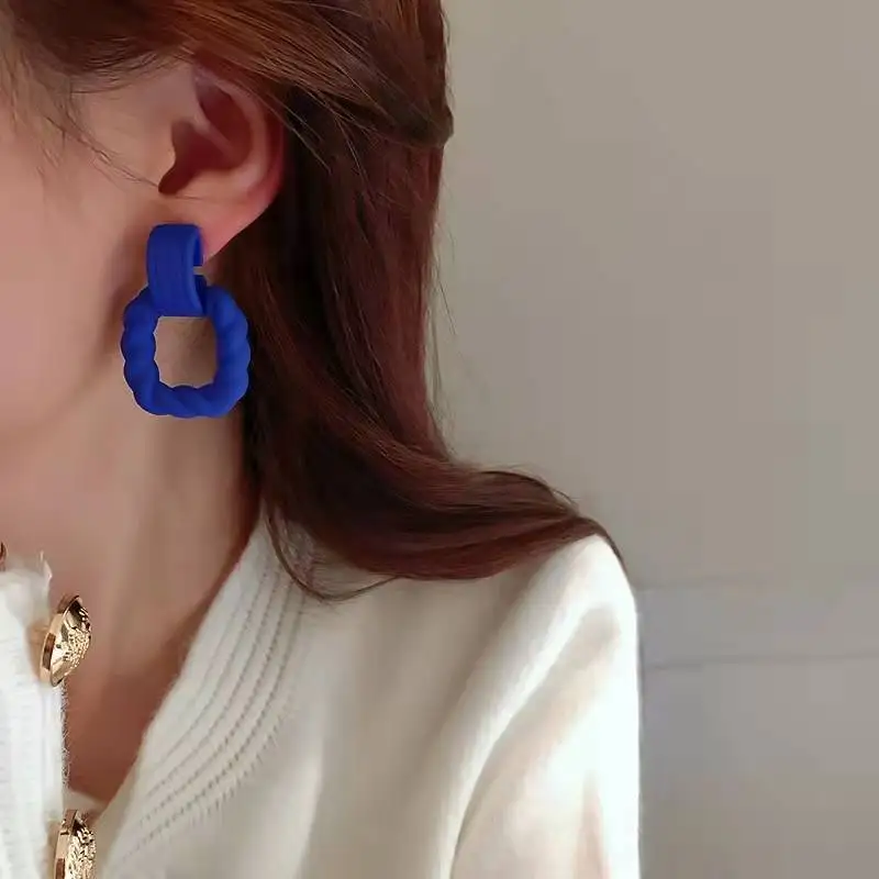 Klein blue 925 silver needle new trend design earrings elegant personality Gothic sister ear studs New ear clips for 2022. earri
Klein blue 925 silver needle new trend design earrings elegant personality Gothic sister ear studs New ear clips for 2022. earri