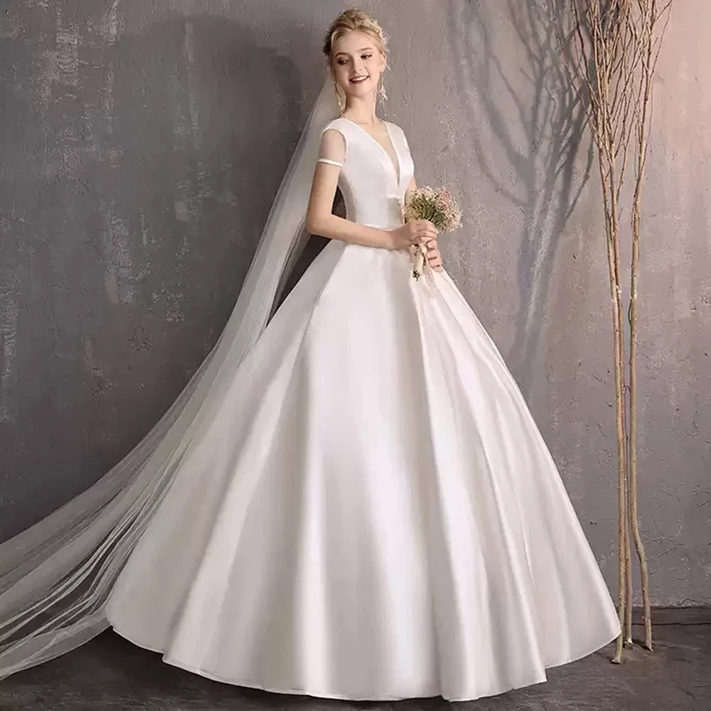 Wedding Dresses Illusion V-Neck Short Backless Tulle Lace Luxury White Floor-Length Elegant Vintage Nice Women Bridal Gown
Wedding Dresses Illusion V-Neck Short Backless Tulle Lace Luxury White Floor-Length Elegant Vintage Nice Women Bridal Gown