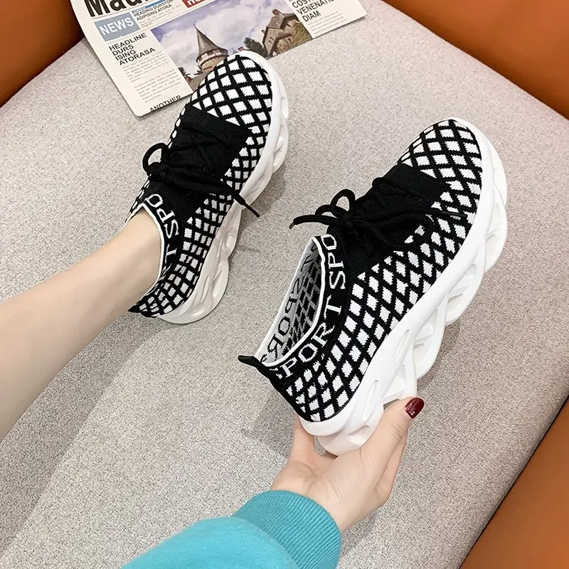 Spring Feizhi Women's Shoes Breathable and Comfortable Mesh Single Shoes Wear-resistant Thick-soled Shoes Casual High-top Shoes
Spring Feizhi Women's Shoes Breathable and Comfortable Mesh Single Shoes Wear-resistant Thick-soled Shoes Casual High-top Shoes