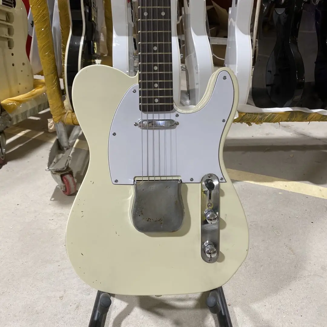 Электрическая гитара TELE Relic, грифельная доска из красного дерева для пожилых, хромированная, кремово-желтого цвета, бесплатная доставка
Электрическая гитара TELE Relic, грифельная доска из красного дерева для пожилых, хромированная, кремово-желтого цвета, бесплатная доставка