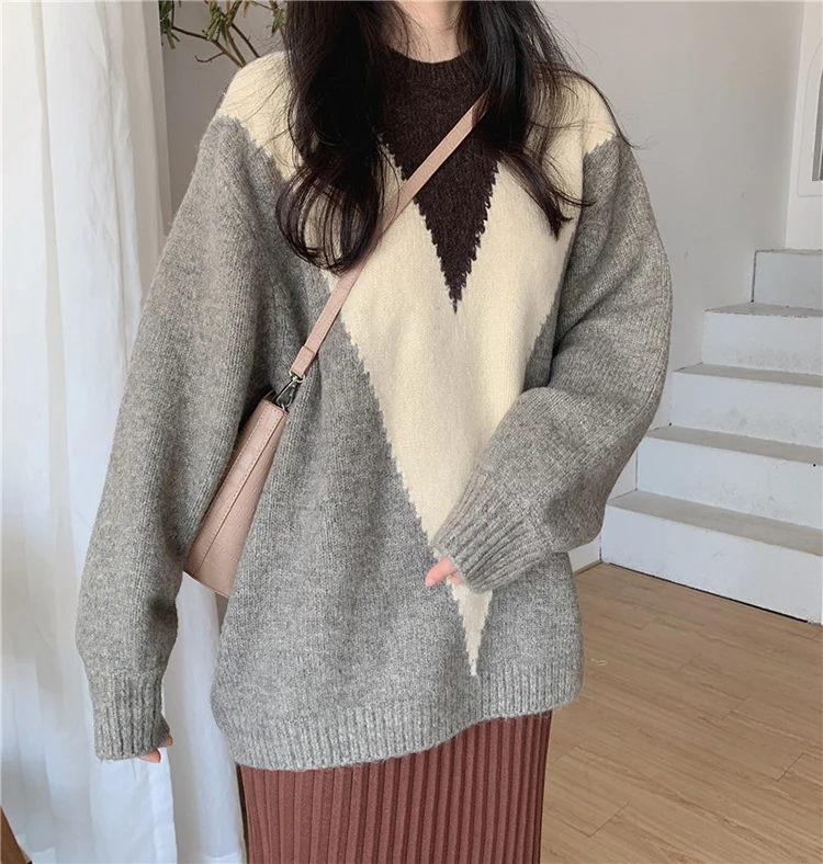 2020 Retro Geometric Stitching Multicolor Fashion Sweater Women's Autumn and Winter Loose Straight Round Neck Sweater Pullover
2020 Retro Geometric Stitching Multicolor Fashion Sweater Women's Autumn and Winter Loose Straight Round Neck Sweater Pullover
