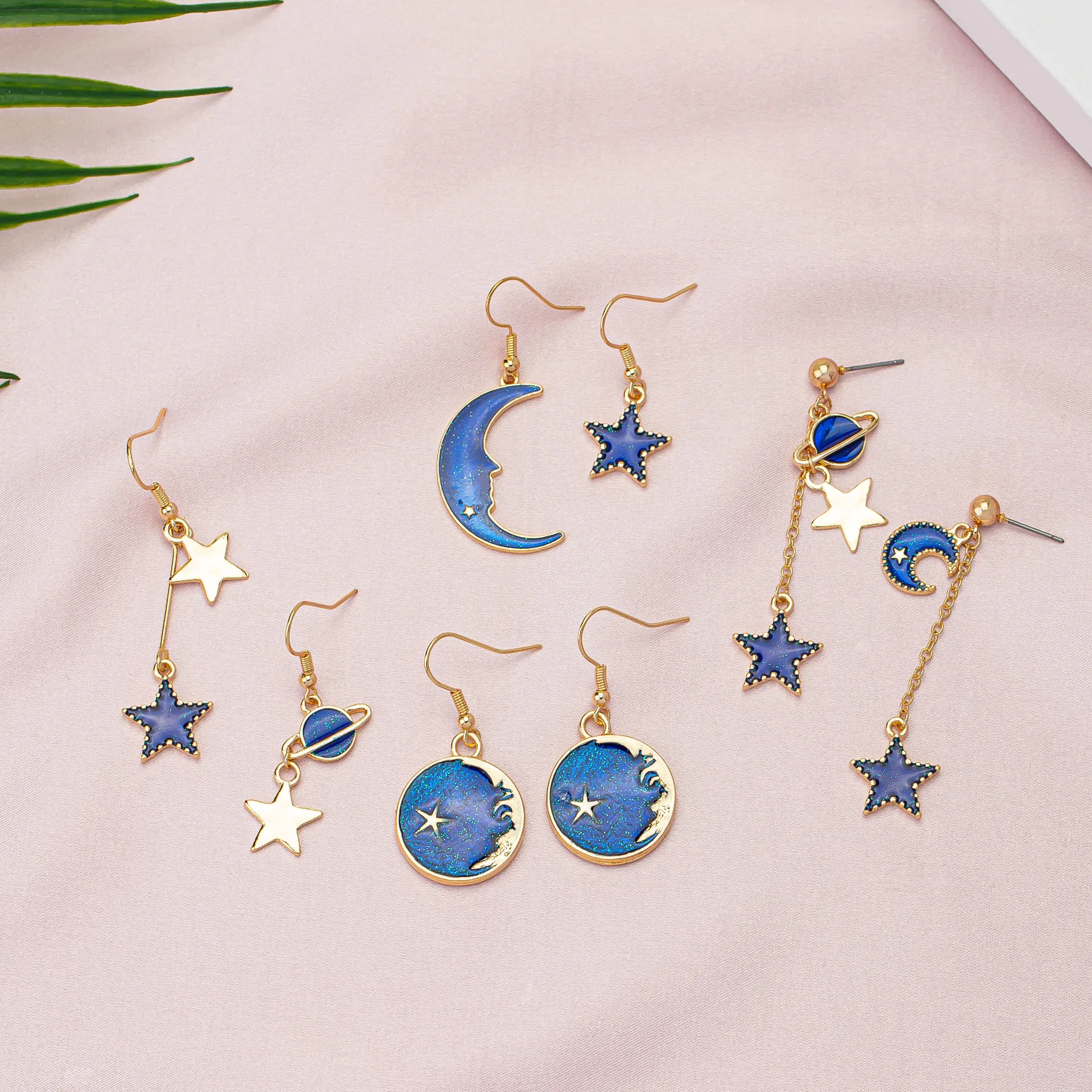 

Fashion Blue Space Universe Moon Star Earrings For Women Girls Asymmetric Enamel Round Planet Circle Drop Earrings Tassel Earing