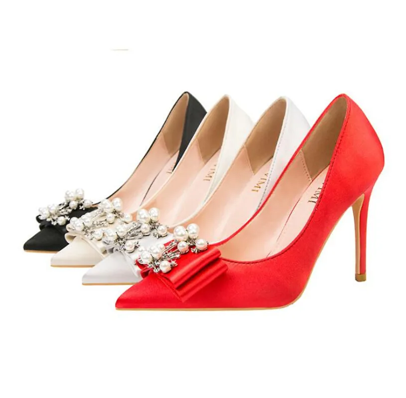 Wedding Shoes Women Elegant Pointed Toe Pearl Bowknot Pumps Soft Silk Shallow Fashion High Heels Shoes Party Office Shoes Woman
Wedding Shoes Women Elegant Pointed Toe Pearl Bowknot Pumps Soft Silk Shallow Fashion High Heels Shoes Party Office Shoes Woman
