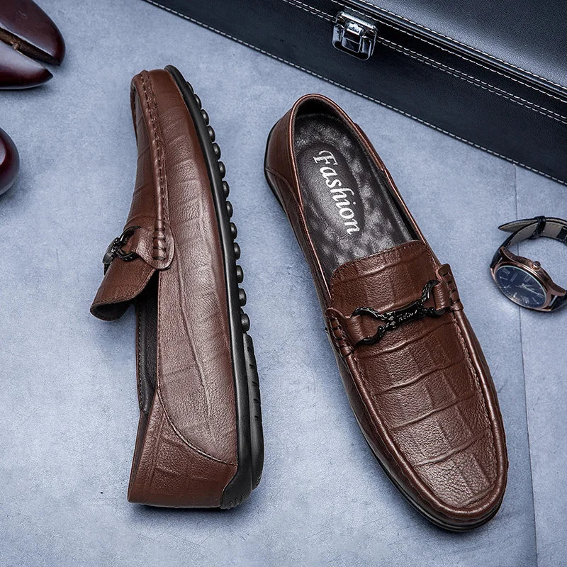 2021 New Spring Autumn Men Shoes Vintage Genuine Leather Loafers Male Waterproof Mens Breathable Slip-on Men Driving Boat Shoes
2021 New Spring Autumn Men Shoes Vintage Genuine Leather Loafers Male Waterproof Mens Breathable Slip-on Men Driving Boat Shoes