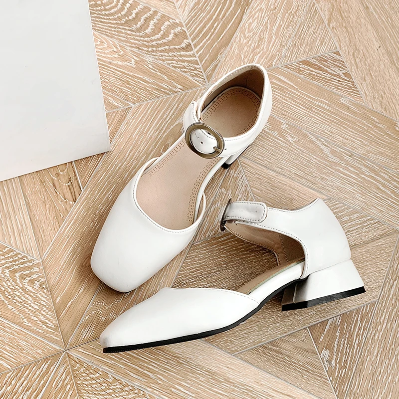 Oversized Classic Retro Mary Jane Simple Women's Shoes Square Toe Thick Heel Apricot Comfortable And Breathable High Heels
Oversized Classic Retro Mary Jane Simple Women's Shoes Square Toe Thick Heel Apricot Comfortable And Breathable High Heels