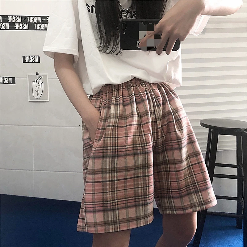 Women's Pants Plaid Shorts Summer New Korean Style Loose Five-Point High Waist Sports Wide-leg Shorts Vintage Harajuku Dropshipp
Women's Pants Plaid Shorts Summer New Korean Style Loose Five-Point High Waist Sports Wide-leg Shorts Vintage Harajuku Dropshipp