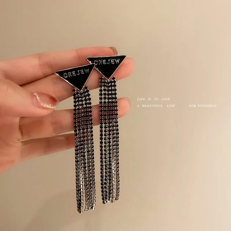 925 Silver Needle Geometric Triangle Letter Earrings European And American Long Black Tassel Exaggerated Personality Ea
925 Silver Needle Geometric Triangle Letter Earrings European And American Long Black Tassel Exaggerated Personality Ea