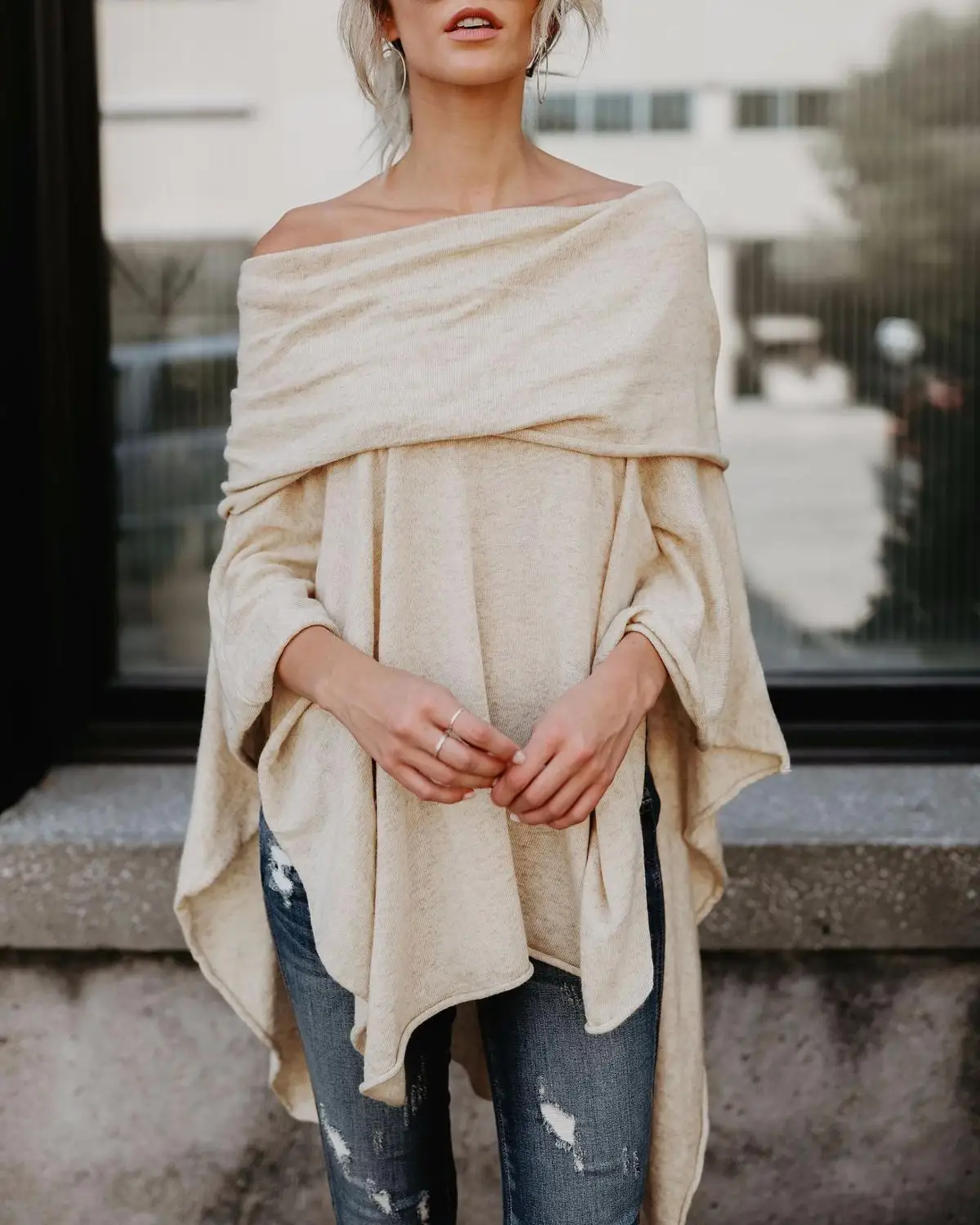 Fashion Strapless Shawl Women Blouse & shirt Plus Size S-5XL Female long sleeve blouse Elegant Lady Loose Tops shirt
Fashion Strapless Shawl Women Blouse & shirt Plus Size S-5XL Female long sleeve blouse Elegant Lady Loose Tops shirt