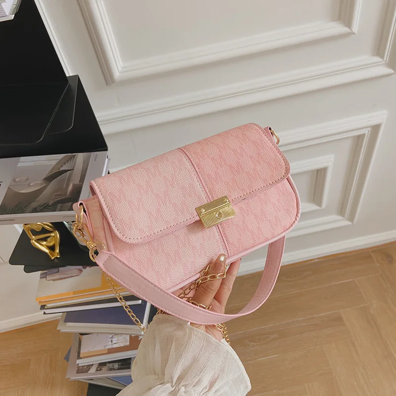Fashion pink Baguette bag Women purses and Handbags crossbody luxury Designer Female Bags Messenger Bag PU Underarm shoulder Bag
Fashion pink Baguette bag Women purses and Handbags crossbody luxury Designer Female Bags Messenger Bag PU Underarm shoulder Bag
