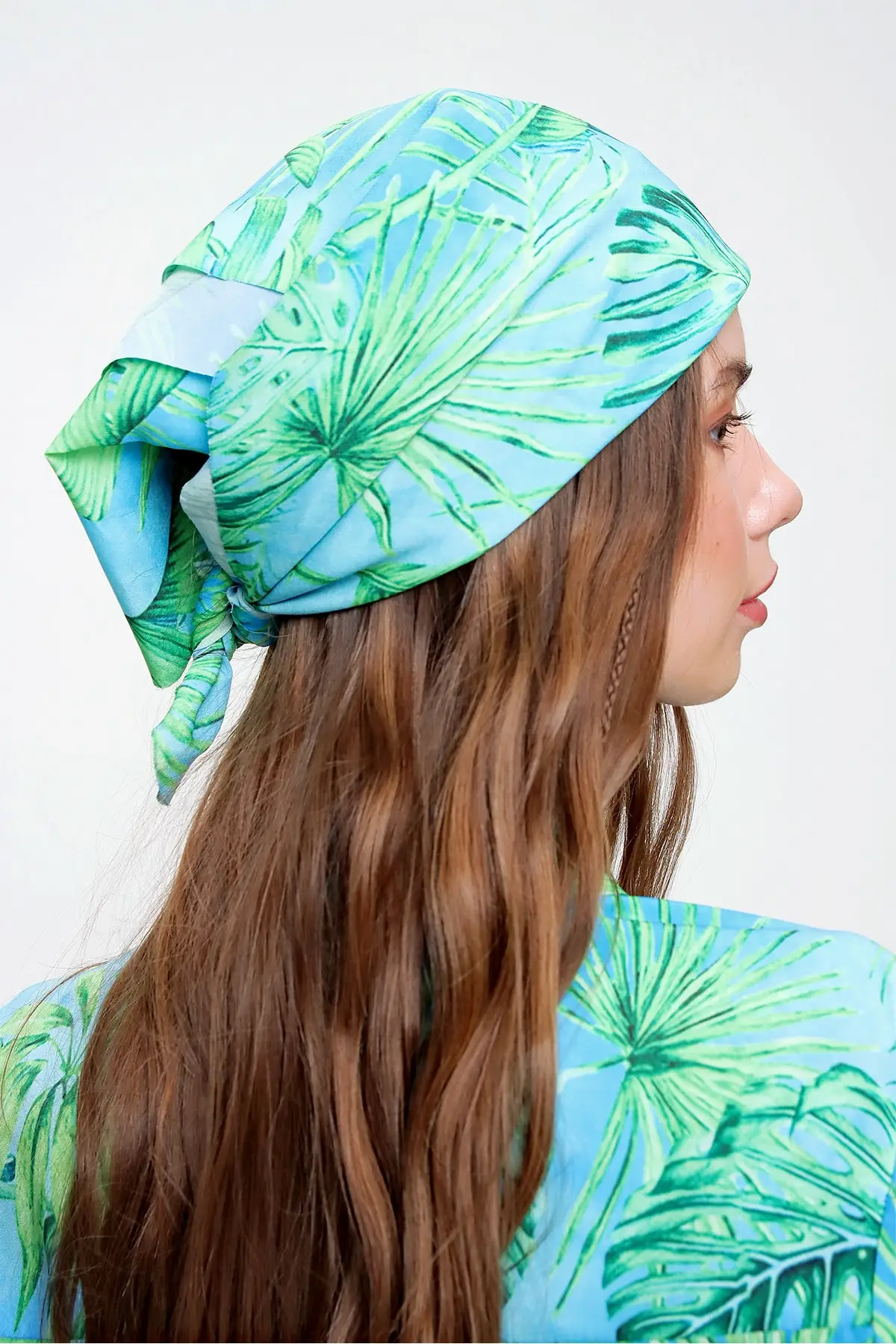 Women's Green Paisley Pattern Special Design Scarf ALC-A2183 
Women's Green Paisley Pattern Special Design Scarf ALC-A2183