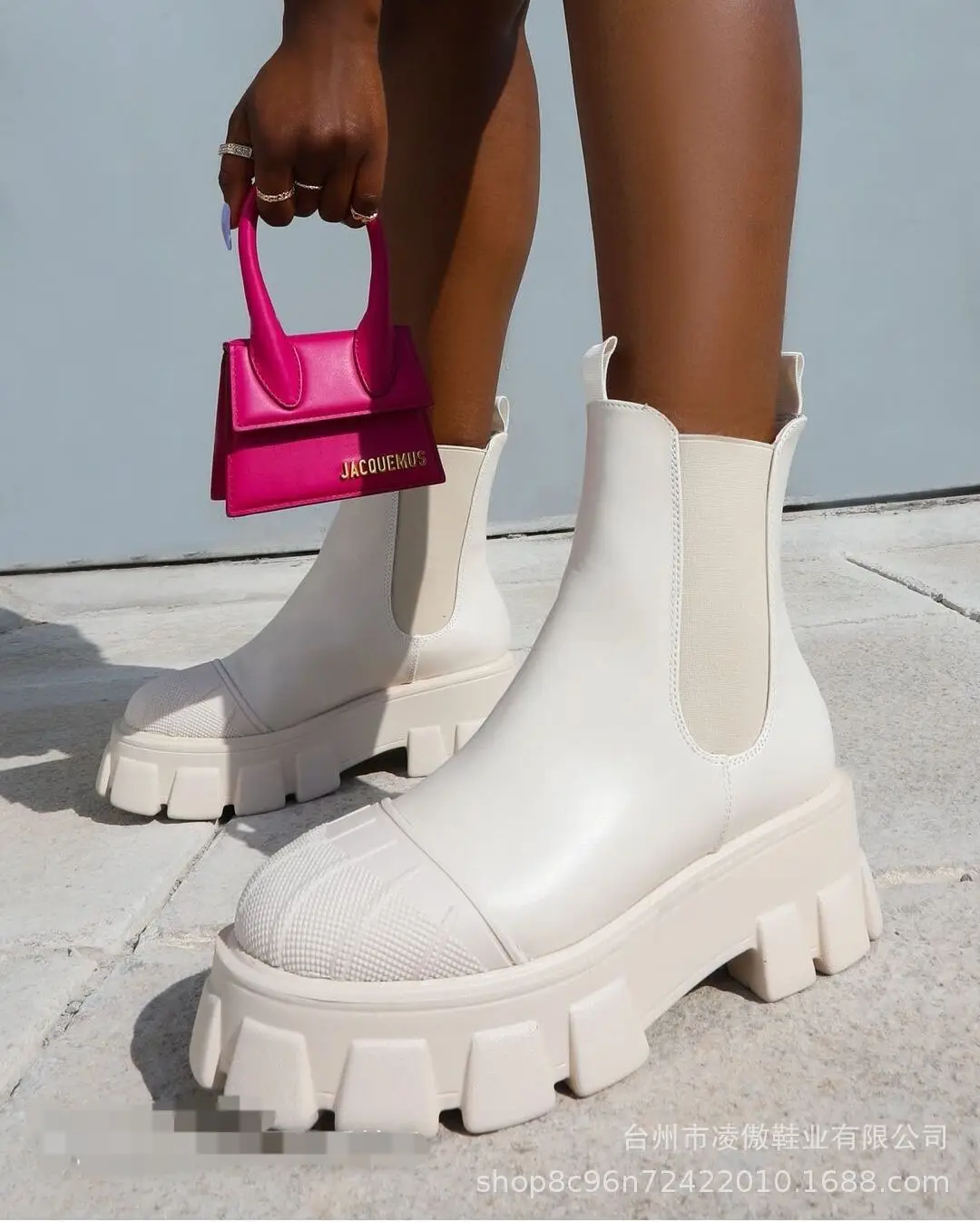 Fashion New Women's Shoes Martin Boots 2022 Autumn Winter Women Boots Botas Female Thick-soled Thick-heel Chelsea Platform Shoes
Fashion New Women's Shoes Martin Boots 2022 Autumn Winter Women Boots Botas Female Thick-soled Thick-heel Chelsea Platform Shoes