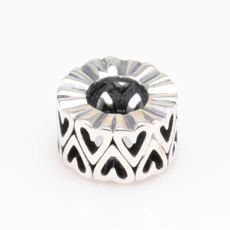 Claudia Valentine's Day S925 Sterling Silver Hollow Hand-painted Love Spacer Charm Fit Original Bracelets Women Jewelry Gifts
Claudia Valentine's Day S925 Sterling Silver Hollow Hand-painted Love Spacer Charm Fit Original Bracelets Women Jewelry Gifts