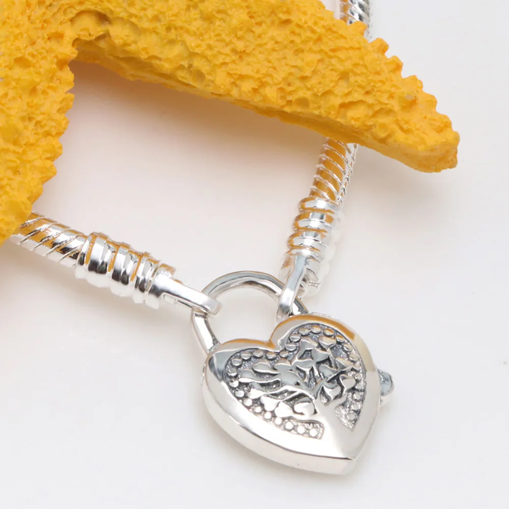 Браслет из серебра 925 пробы с замком для всей семьи, ювелирные изделия, серебряные шармы для бусин, женский браслет «сделай сам», модный пода...
Браслет из серебра 925 пробы с замком для всей семьи, ювелирные изделия, серебряные шармы для бусин, женский браслет «сделай сам», модный пода...