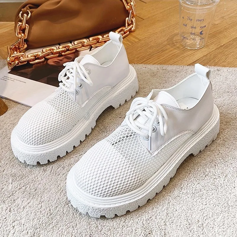 Net red round head lace up British style 2021 spring and autumn new lace up casual small white shoes women's fashion and comfort
Net red round head lace up British style 2021 spring and autumn new lace up casual small white shoes women's fashion and comfort