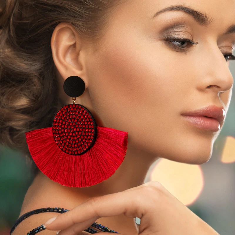 Sector Vintage Bohemia Tassel Earrings For Women Trendy Rhinestone Round Drop Earring Piercing Ear Stud Fashion Jewelry
Sector Vintage Bohemia Tassel Earrings For Women Trendy Rhinestone Round Drop Earring Piercing Ear Stud Fashion Jewelry