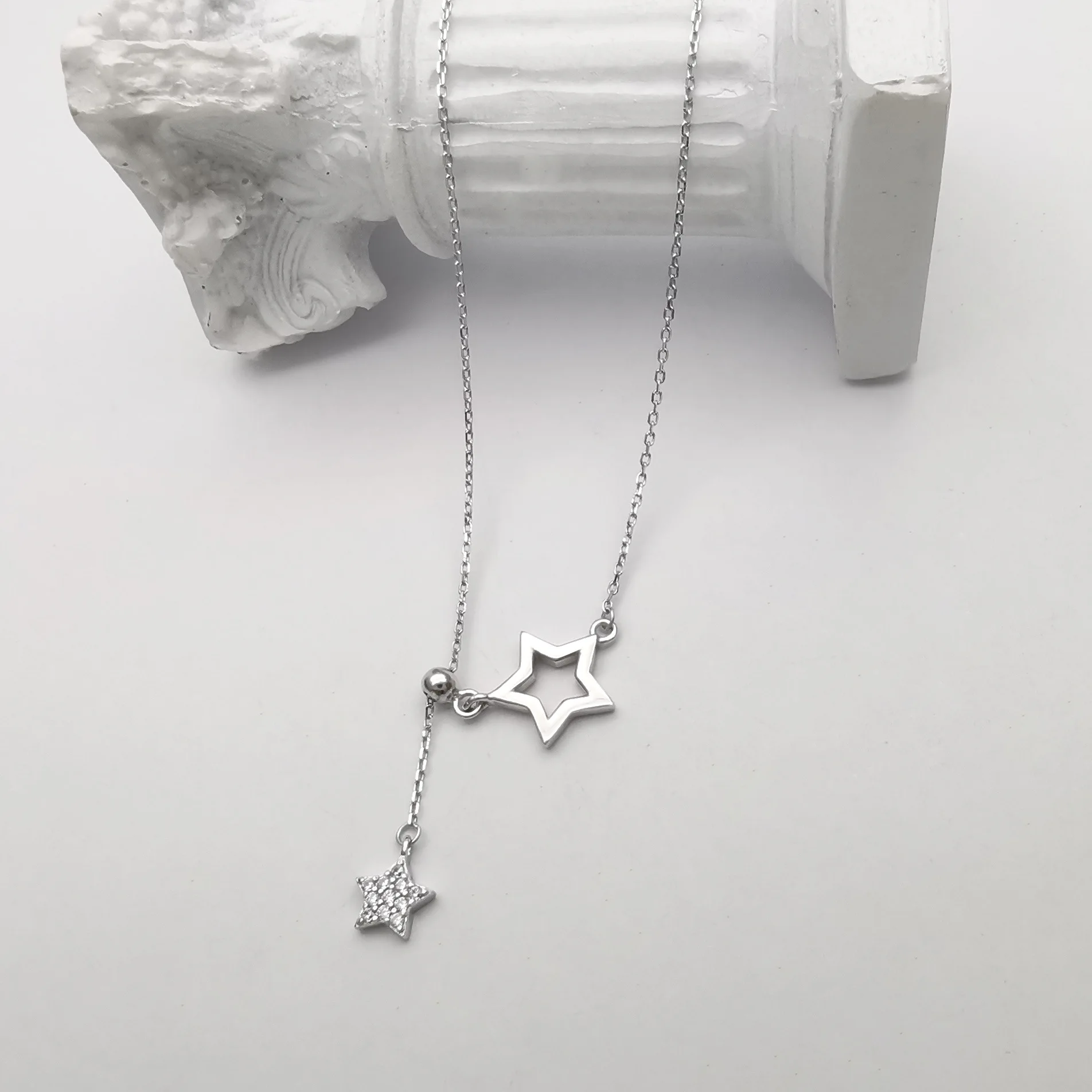 Cute 925 Sterling Silver Star Necklace Shiny Five-pointed Star Hollow Pendant Stretchable Collar Charming Woman Party Jewelry
Cute 925 Sterling Silver Star Necklace Shiny Five-pointed Star Hollow Pendant Stretchable Collar Charming Woman Party Jewelry