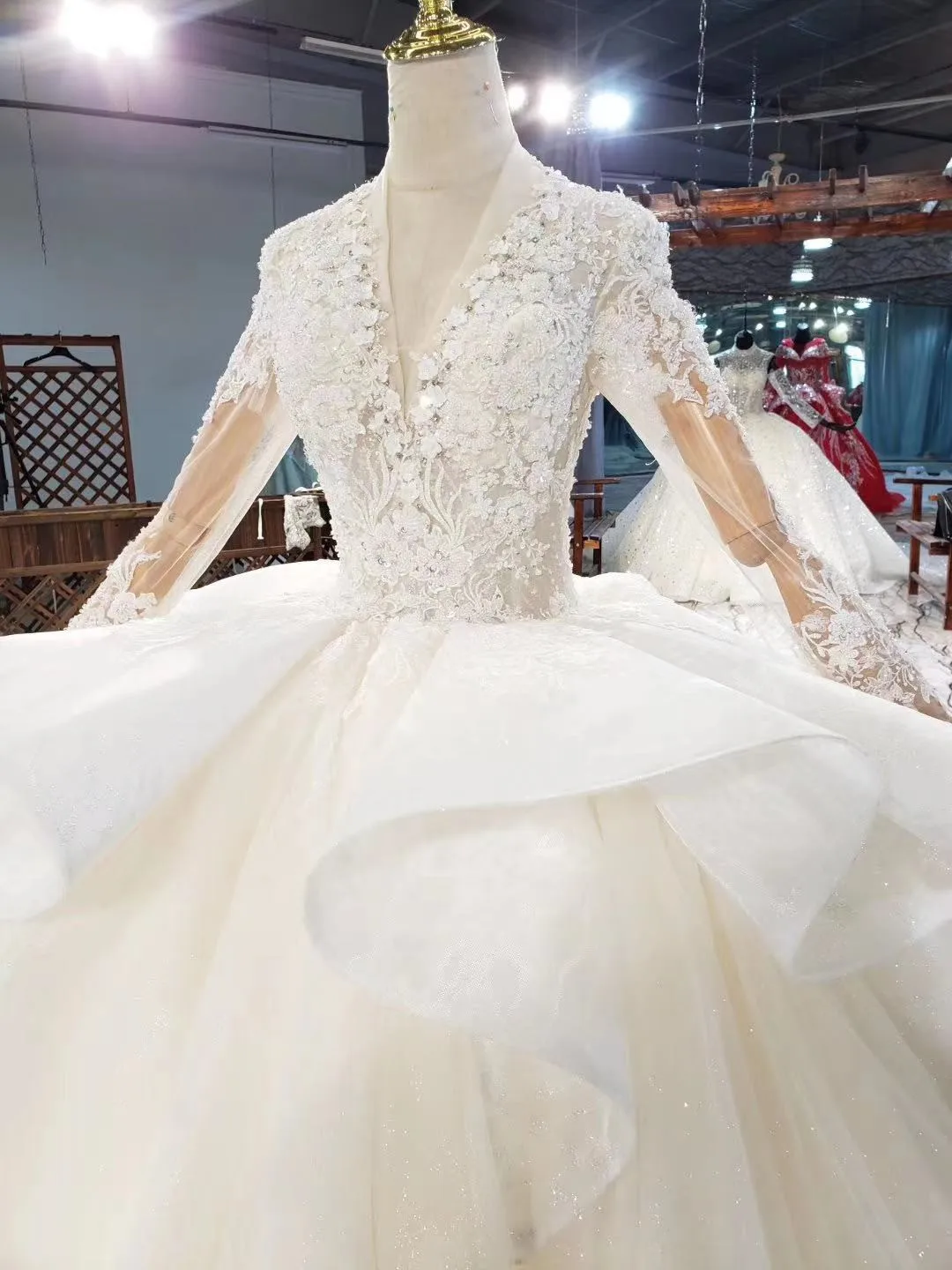 Lace Ball Gown Wedding Dress 2021 Long Sleeve Princess Bride Gown Customized Vestido De Noiva Bridal Dresses
Lace Ball Gown Wedding Dress 2021 Long Sleeve Princess Bride Gown Customized Vestido De Noiva Bridal Dresses