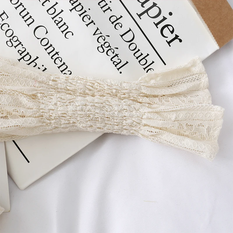 Blouses Women Solid Crop Top Elegant Sexy Ladies Pleated V-Neck Long Sleeve Lace Lovely Womens High Waist Chic Fashion Street
Blouses Women Solid Crop Top Elegant Sexy Ladies Pleated V-Neck Long Sleeve Lace Lovely Womens High Waist Chic Fashion Street