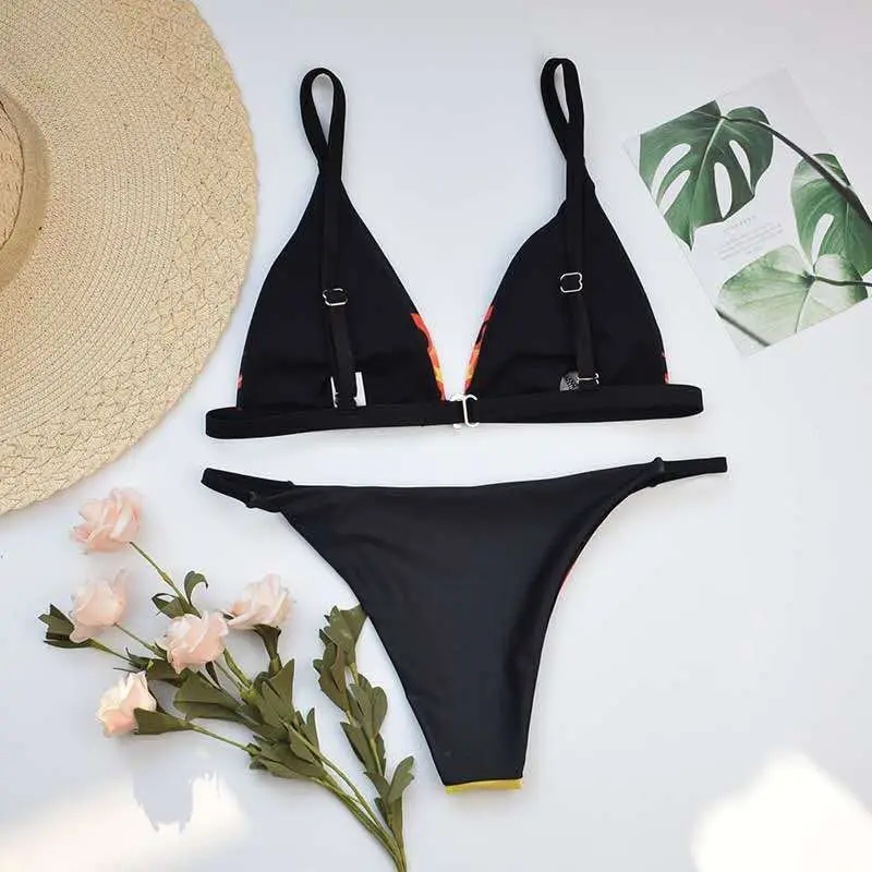 New Swimsuit Women Bikini 2021 Flame Print Bra and Briefs Sexy 2 Piece Women Bikini Street Biker Girl Bikini Suit
New Swimsuit Women Bikini 2021 Flame Print Bra and Briefs Sexy 2 Piece Women Bikini Street Biker Girl Bikini Suit