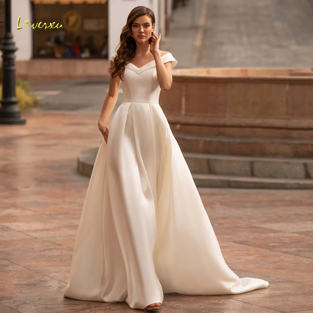 Loverxu Vestido De Noiva Simple V Neck Soft Satin A Line Wedding Dresses 2021 Illusion Button Sweep Train Vintage Bridal Gown
Loverxu Vestido De Noiva Simple V Neck Soft Satin A Line Wedding Dresses 2021 Illusion Button Sweep Train Vintage Bridal Gown