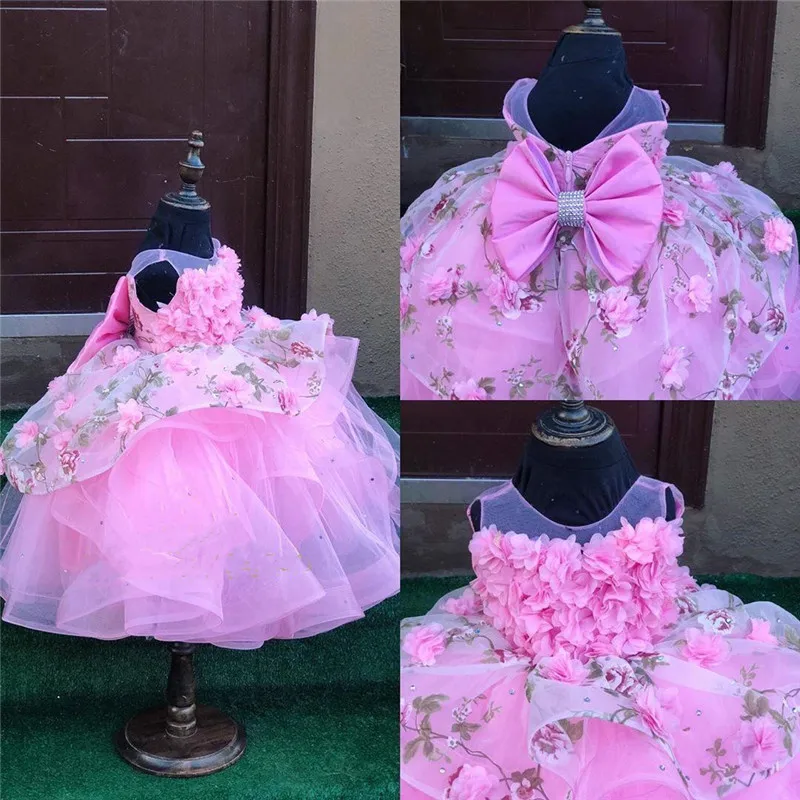 Pink Baby Girls Dresses for Party Sheer Neck Ball Gown 3D Flowers Infant Toddler Kids Clothes Birthday Dress Ceremony
Pink Baby Girls Dresses for Party Sheer Neck Ball Gown 3D Flowers Infant Toddler Kids Clothes Birthday Dress Ceremony