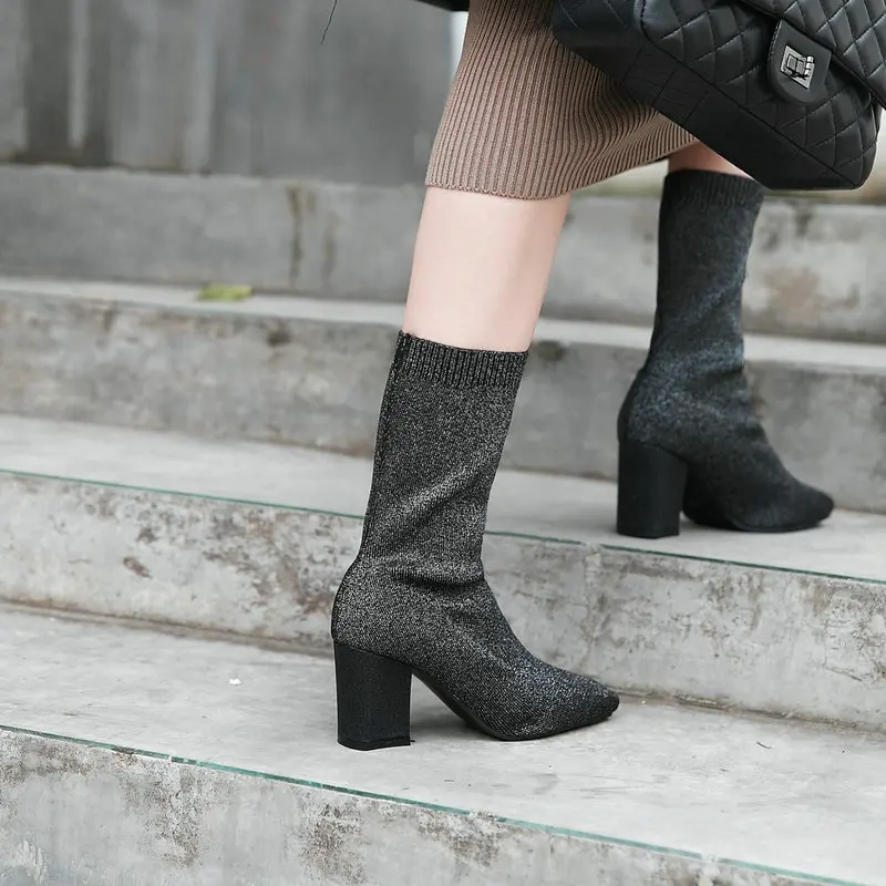 2021 Fashion Short Boots Women Sexy Mid-calf Boots for Women High Heels Sock Black Beige Silver Boots Ladies Shoes Large Size 48
2021 Fashion Short Boots Women Sexy Mid-calf Boots for Women High Heels Sock Black Beige Silver Boots Ladies Shoes Large Size 48