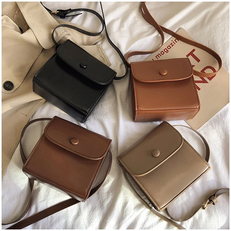 Women's bag autumn/winter 2021 women's literary retro shoulder bag niche design crossover bag trend women's bag
Women's bag autumn/winter 2021 women's literary retro shoulder bag niche design crossover bag trend women's bag