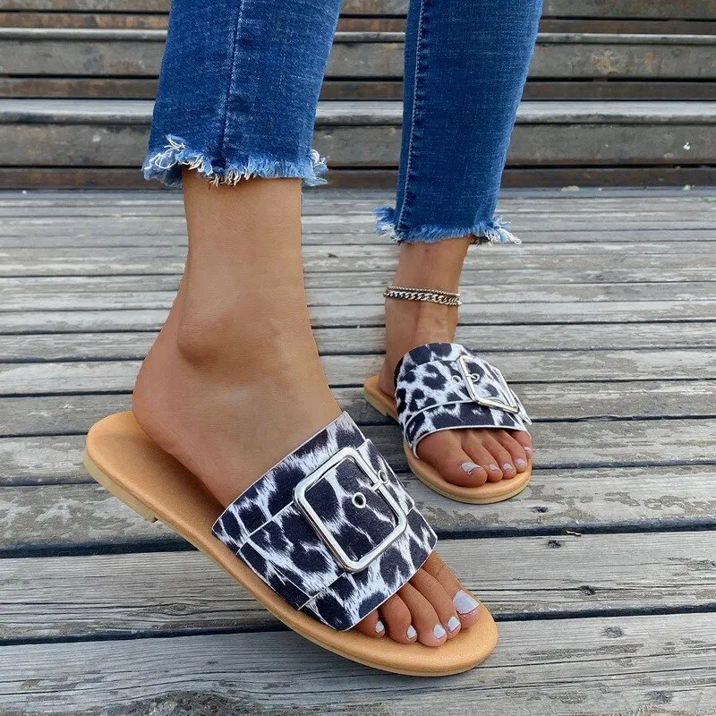 2021 New Slippers Women Shoes buckle decoration Sandals Female Comfort Flats Plus Size Bow Sandals Summer Beach Ladies Slippers
2021 New Slippers Women Shoes buckle decoration Sandals Female Comfort Flats Plus Size Bow Sandals Summer Beach Ladies Slippers