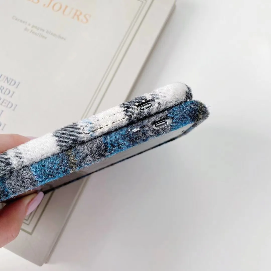 Korea Flannel Plaid Fabric Plush Phone Case for iPhone 12mini 11 Pro Max 7 8plus Xr Xs Plus Warm Cloth Soft Tpu Back Cover
Korea Flannel Plaid Fabric Plush Phone Case for iPhone 12mini 11 Pro Max 7 8plus Xr Xs Plus Warm Cloth Soft Tpu Back Cover