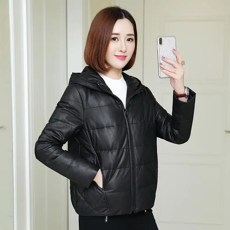 Parka Plus Size Down Dadded Women 's Jackets 2021 Winter PU Leather Cotton Splicing Zipper Hooded Black Warm Parkas Coats Woman
Parka Plus Size Down Dadded Women 's Jackets 2021 Winter PU Leather Cotton Splicing Zipper Hooded Black Warm Parkas Coats Woman