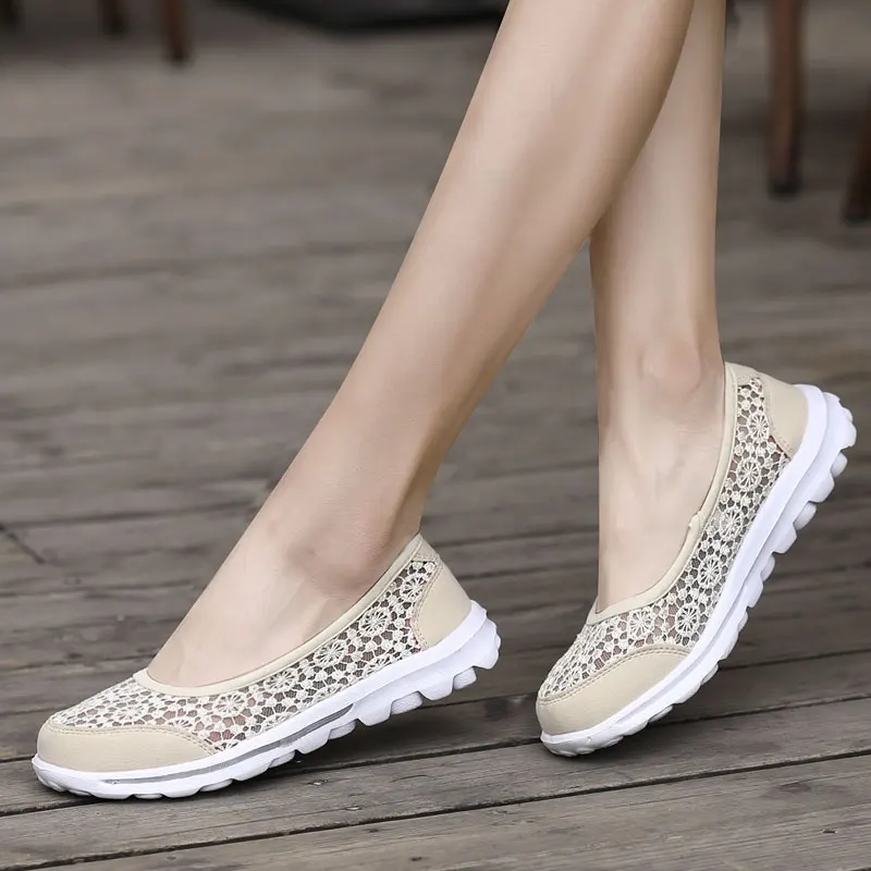 Women Lace Shoes Ladies Spring Autumn Fashion 2021 New Slip On Female Leisure Flat Shallow Plus Size Women's Sneakers New
Women Lace Shoes Ladies Spring Autumn Fashion 2021 New Slip On Female Leisure Flat Shallow Plus Size Women's Sneakers New