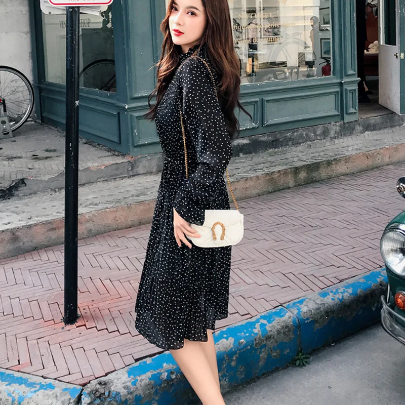 

2020 Spring and Autumn New Long Sleeve Mid-calf Dress Women Dot Chiffon Dress Joker Long Pleated Dresses Party Dresses 7160 50