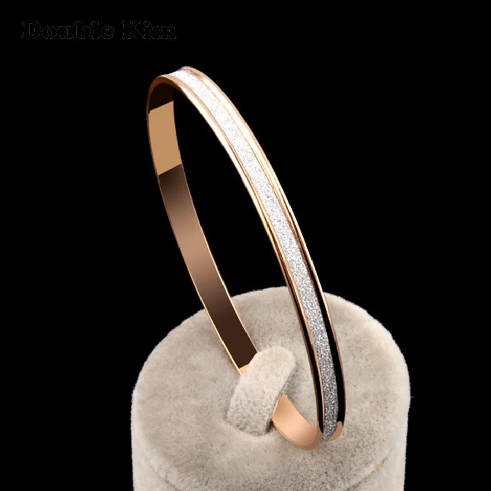 Женский золотистый браслет из нержавеющей стали с подвеской в виде сердца
Женский золотистый браслет из нержавеющей стали с подвеской в виде сердца