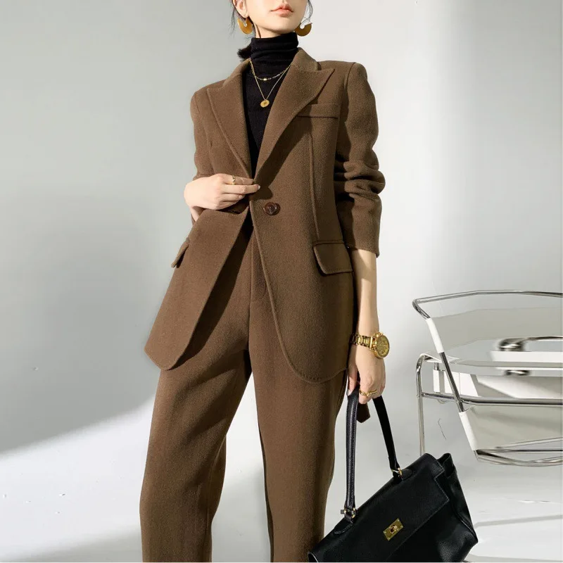 Fashion autumn and winter new women's woolen suit temperament lace up woolen suit jacket pants
Fashion autumn and winter new women's woolen suit temperament lace up woolen suit jacket pants