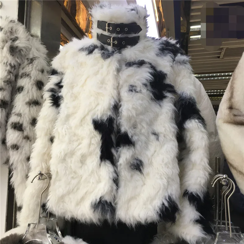 2021 Fashion Tie-dye Women Short Faux Lamb Fur Coat Stand Collar Long Sleeve Winter Coffee Color Black Female Warm Plush Outwear
2021 Fashion Tie-dye Women Short Faux Lamb Fur Coat Stand Collar Long Sleeve Winter Coffee Color Black Female Warm Plush Outwear