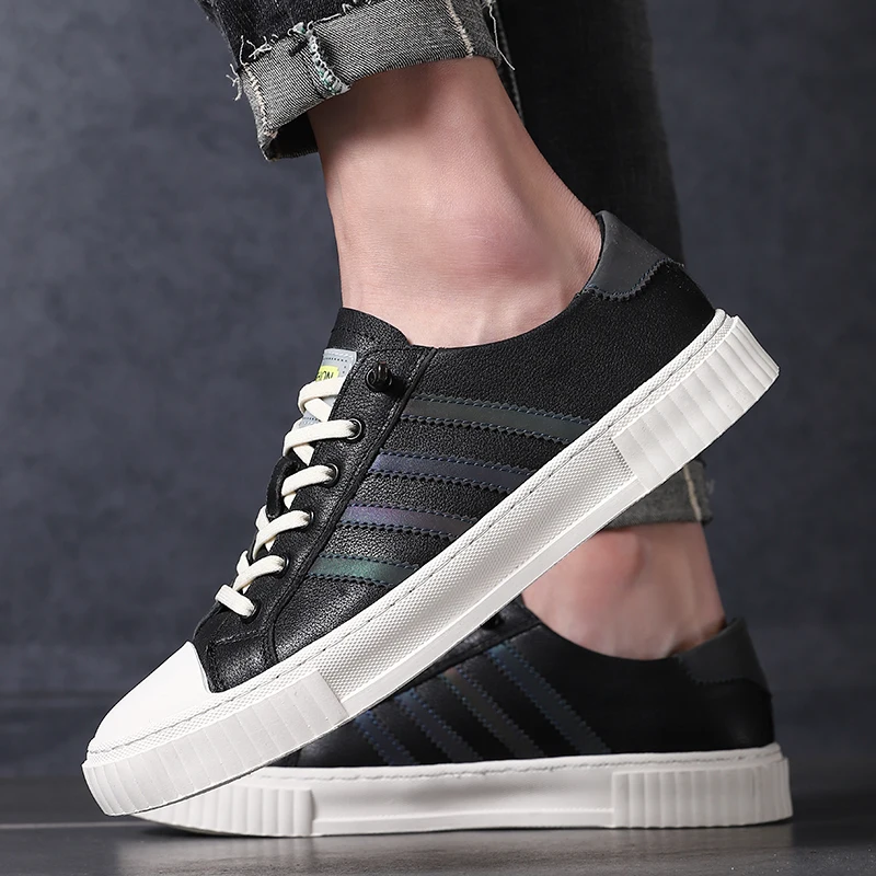 VRYHEID 2021 New Top Quality Men Casual Shoes Fashion Genuine Leather Men Sneakers Classic Breathable Walking Shoes Light Flats
VRYHEID 2021 New Top Quality Men Casual Shoes Fashion Genuine Leather Men Sneakers Classic Breathable Walking Shoes Light Flats