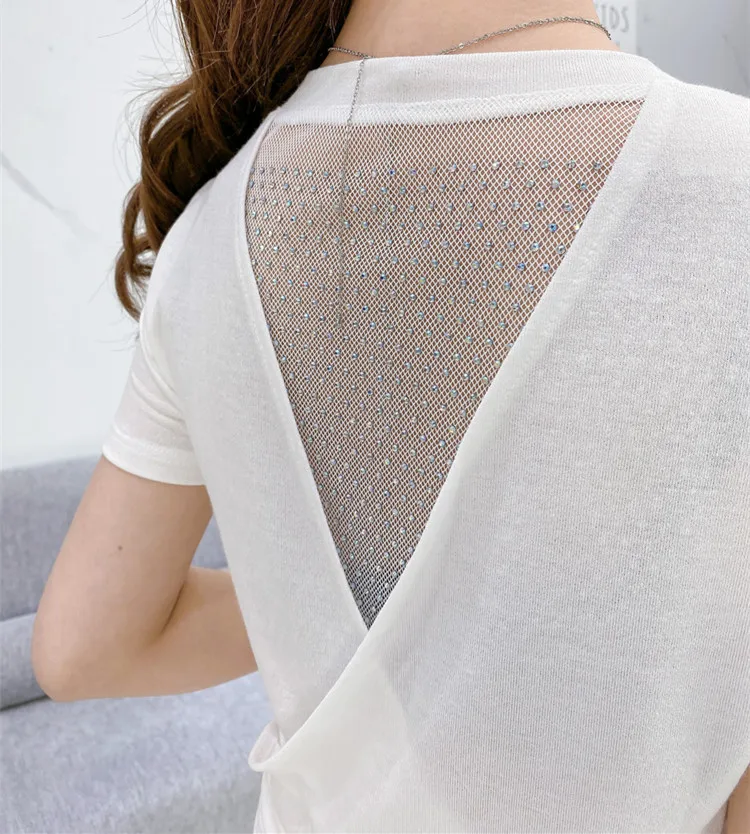 Summer European Clothes Thin T-Shirt Chic V-Neck Shiny Diamonds Women Tops Short Sleeve Sexy Back Casual Tees New 2021 T13322A
Summer European Clothes Thin T-Shirt Chic V-Neck Shiny Diamonds Women Tops Short Sleeve Sexy Back Casual Tees New 2021 T13322A