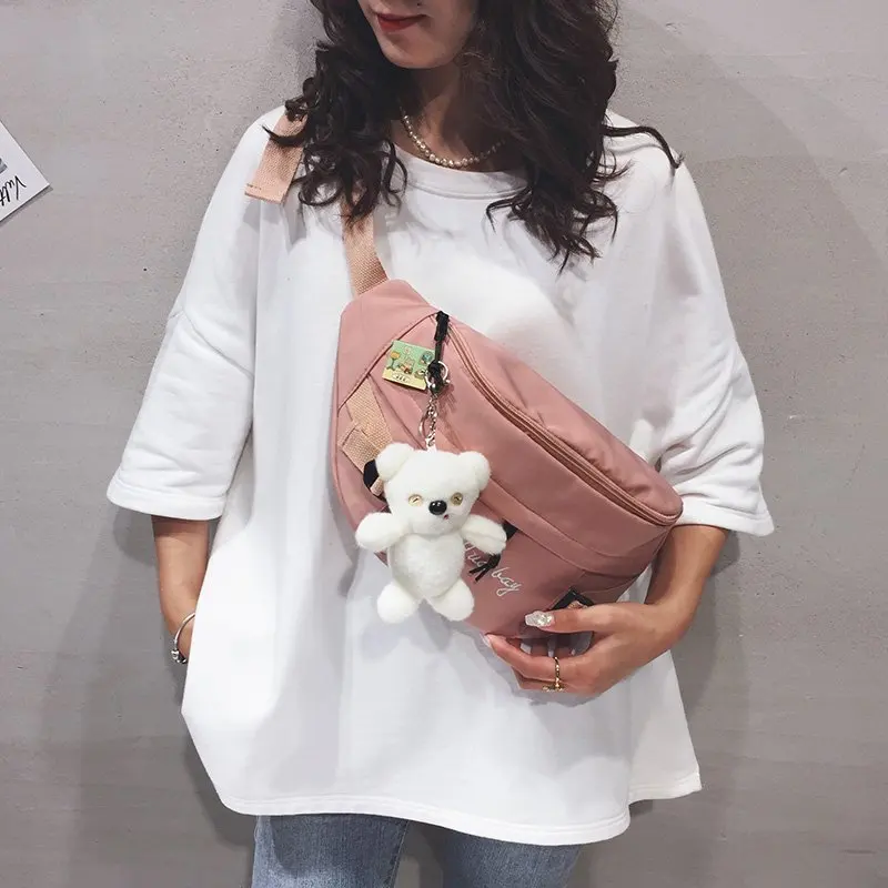 Fashion Women Chest Bags 2021 New Cute Bear Waist Bag Messenger Bag Girls Crossbody Bag Ladies Luxury Canvas Sling Bag designer
Fashion Women Chest Bags 2021 New Cute Bear Waist Bag Messenger Bag Girls Crossbody Bag Ladies Luxury Canvas Sling Bag designer
