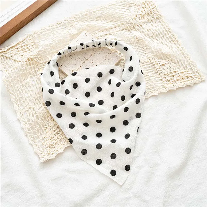 2021 Boho Flower Print Hair Scarf Floral Triangle Bandanas For Women Girls Elastic Hair bands Headband Hair Accessories
2021 Boho Flower Print Hair Scarf Floral Triangle Bandanas For Women Girls Elastic Hair bands Headband Hair Accessories