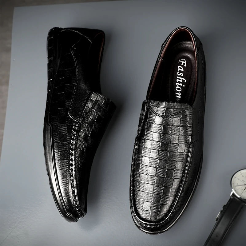 Genuine Leather Shoes Men Loafers Casual Driving Shoes Vintage Slip on Flats Moccasin Shoes Zapatos Para Hombre Big Size 37-45
Genuine Leather Shoes Men Loafers Casual Driving Shoes Vintage Slip on Flats Moccasin Shoes Zapatos Para Hombre Big Size 37-45