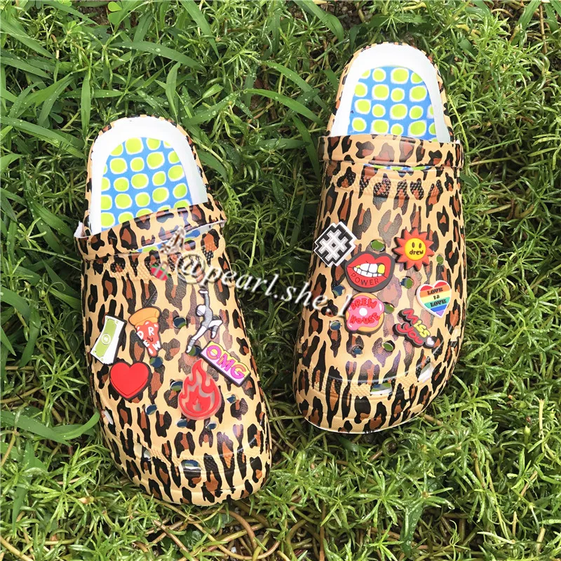 Design clogs Tie Dye Garden clogs Colorful Shoe Clog Garden Shoe Platform Clogs For Women clogs Shoes Sandal Clogs
Design clogs Tie Dye Garden clogs Colorful Shoe Clog Garden Shoe Platform Clogs For Women clogs Shoes Sandal Clogs