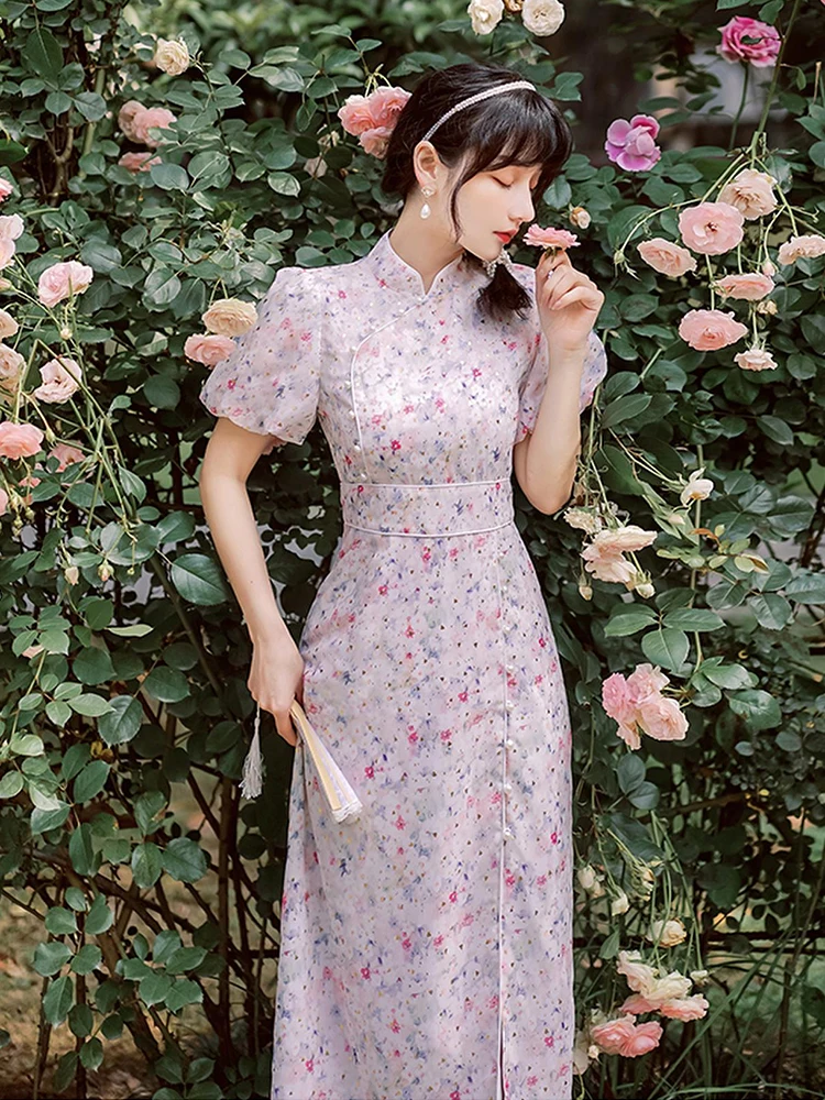 Новинка лета 2021, Стильное женское ретро-платье в китайском стиле для девушек в литературном стиле, приталенное темпераментное платье-Ципао средней длины
Новинка лета 2021, Стильное женское ретро-платье в китайском стиле для девушек в литературном стиле, приталенное темпераментное платье-Ципао средней длины