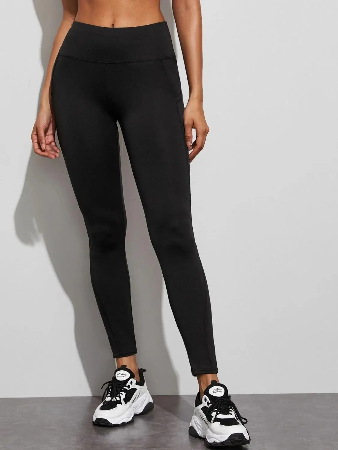2020 Russian SportsSexy High-waist Hip-lifting sports Leggings Nine-point Pants Solid Color Thinning Stitching Leisure Fitness
2020 Russian SportsSexy High-waist Hip-lifting sports Leggings Nine-point Pants Solid Color Thinning Stitching Leisure Fitness