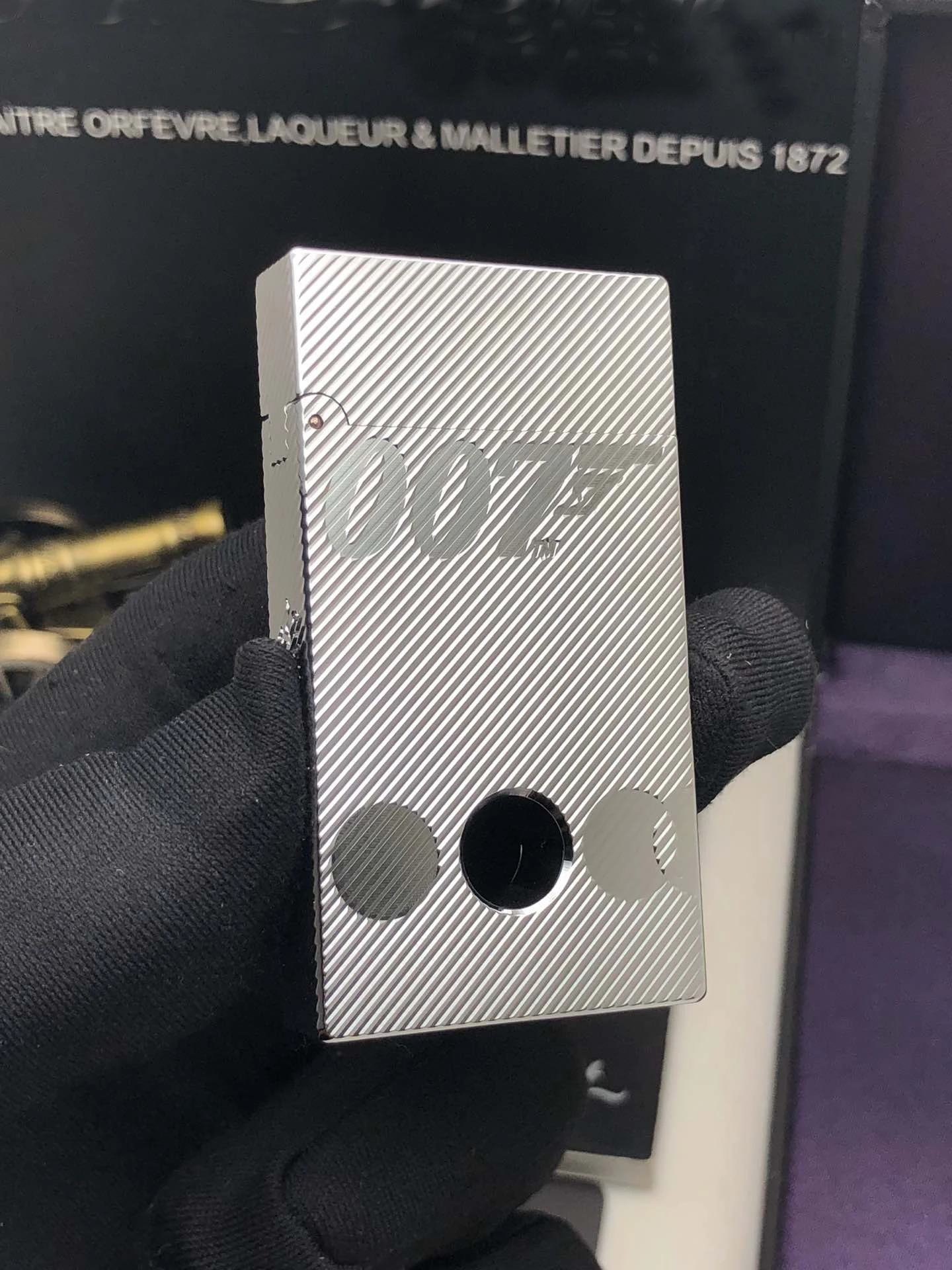 100% brand new made in China retro original DuPont bright sound kerosene lighter windproof lighter electronic lighter
100% brand new made in China retro original DuPont bright sound kerosene lighter windproof lighter electronic lighter