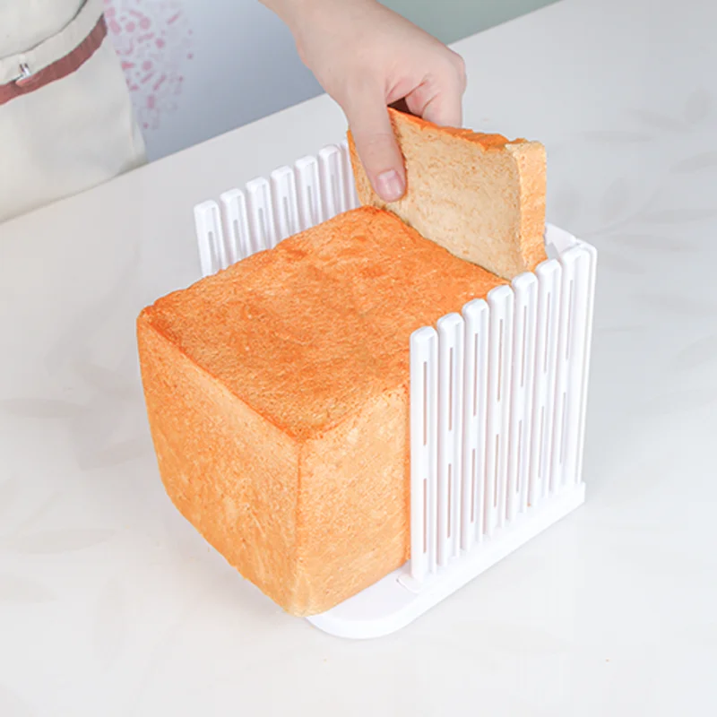 Toast Bread Slicer Loaf Cutter Rack Cakes Split Cutting Guide Slicing Tool Practical Creative Baking Kitchen Accessories
Toast Bread Slicer Loaf Cutter Rack Cakes Split Cutting Guide Slicing Tool Practical Creative Baking Kitchen Accessories