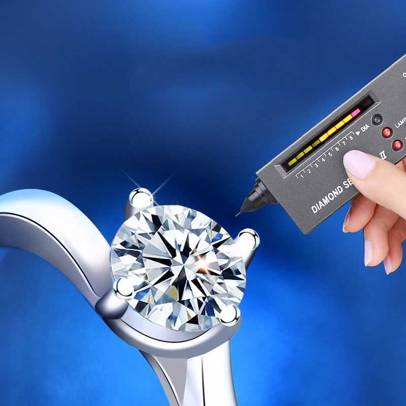 1-2 Carat Moissanite Ring Round Brilliant Cut Diamond Test Passed Top Quality Gemstone Rings for Women Trendy Jewelry
1-2 Carat Moissanite Ring Round Brilliant Cut Diamond Test Passed Top Quality Gemstone Rings for Women Trendy Jewelry